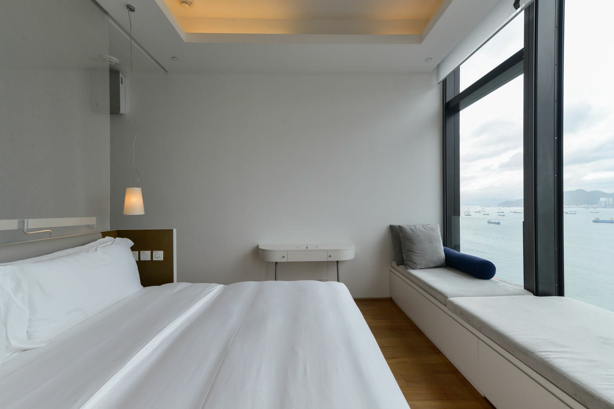 Khách sạn The Connaught 4*
